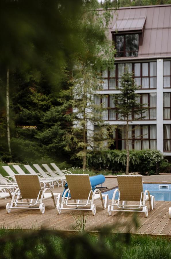 Yaremche Club Hotel Ngoại thất bức ảnh