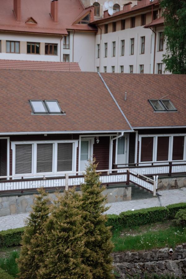 Yaremche Club Hotel Ngoại thất bức ảnh