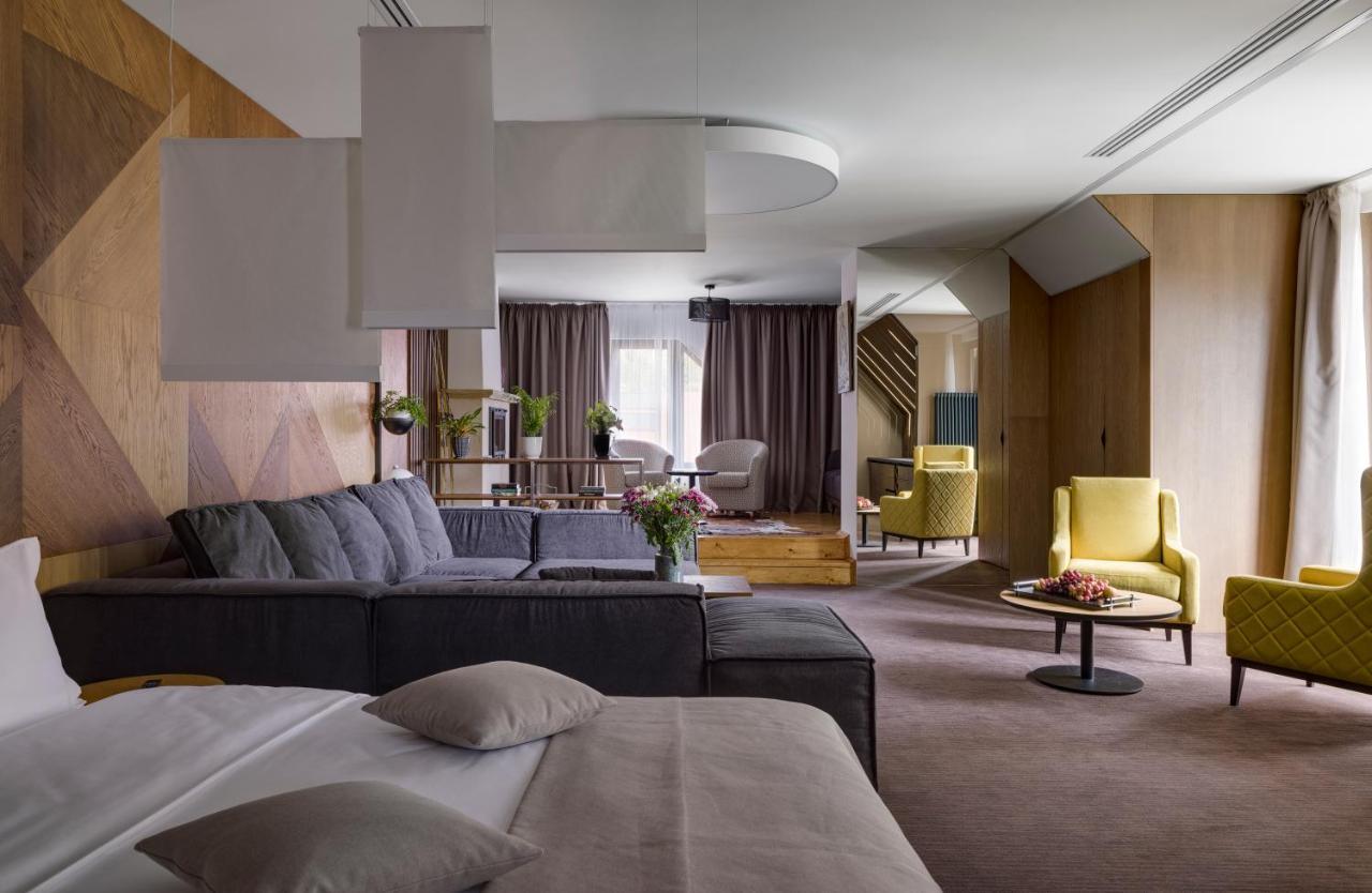 Yaremche Club Hotel Ngoại thất bức ảnh