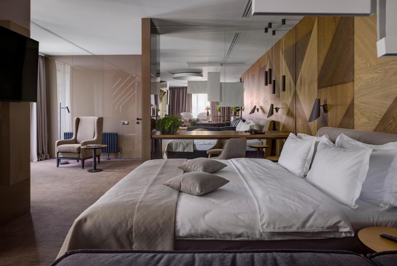 Yaremche Club Hotel Ngoại thất bức ảnh